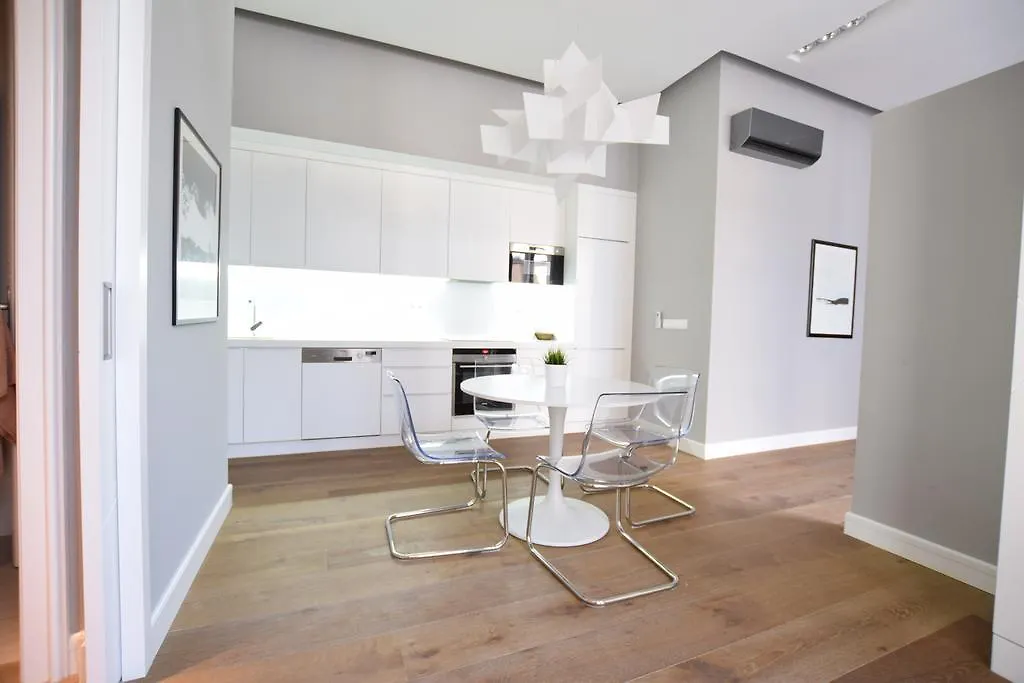 Luxury Apartment By Hi5 - Szervita Suite Budapeszt