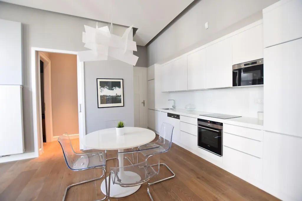 Luxury Apartment By Hi5 - Szervita Suite Budapeszt 0*,  Węgry