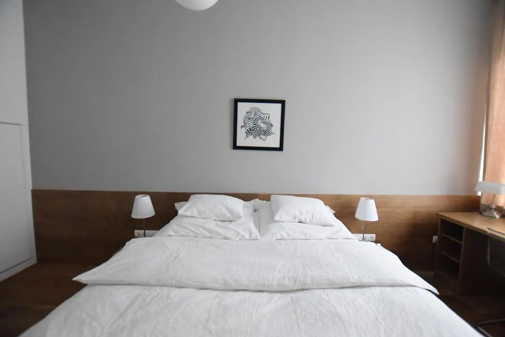 Luxury Apartment By Hi5 - Szervita Suite Budapeszt 0*,