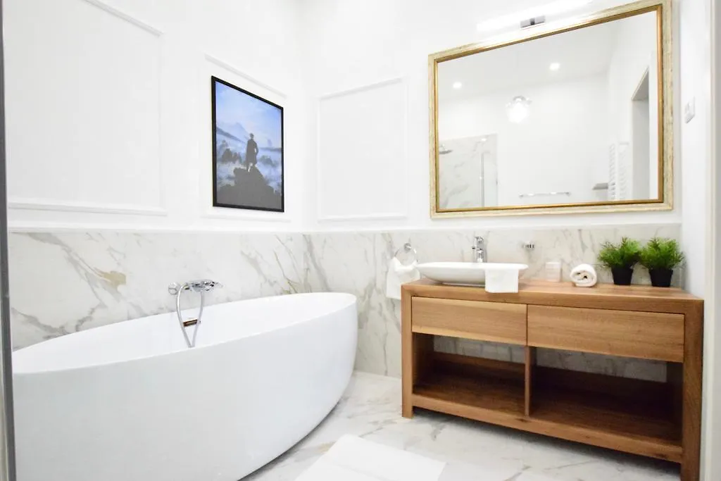 Luxury Apartment By Hi5 - Szervita Suite Budapest 0*,  Hungary