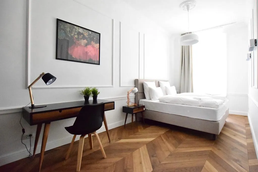 Luxury Apartment By Hi5 - Szervita Suite Budapeszt