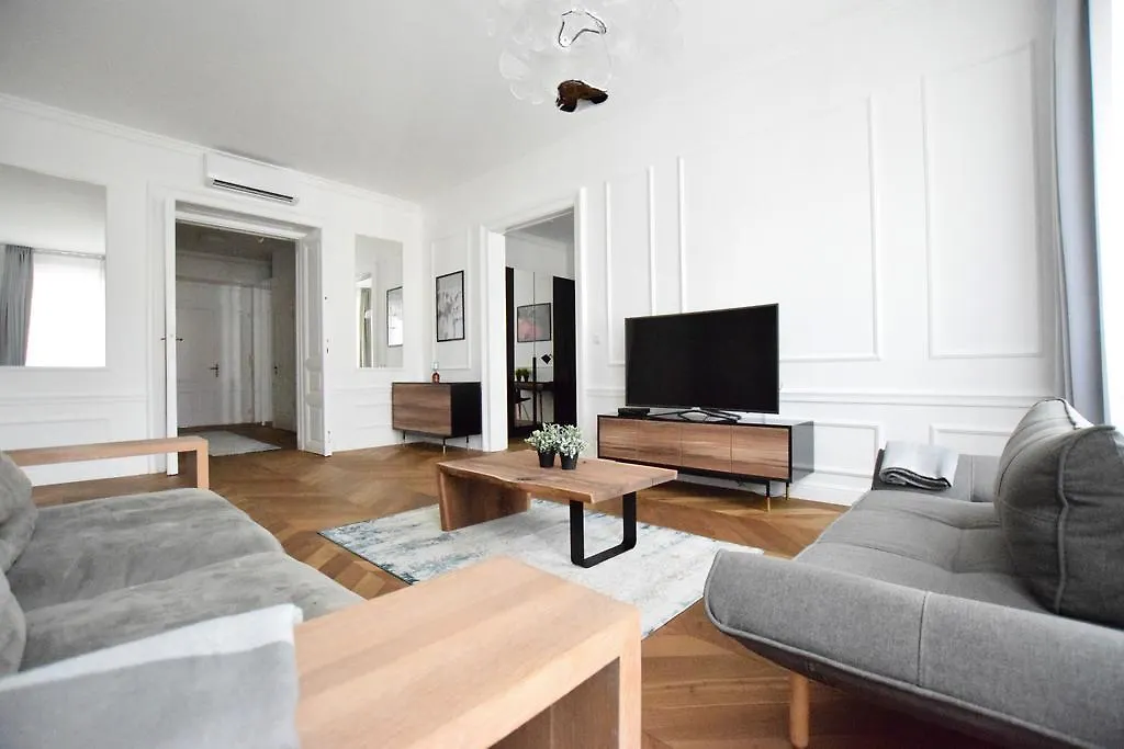 Luxury Apartment By Hi5 - Szervita Suite Budapeszt